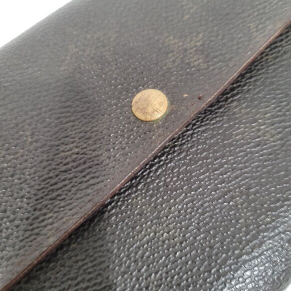 Authentic LOUIS VUITTON LV Vintage Monogram Sarah Wallet Envelope Leather 1996 - Picture 9 of 15